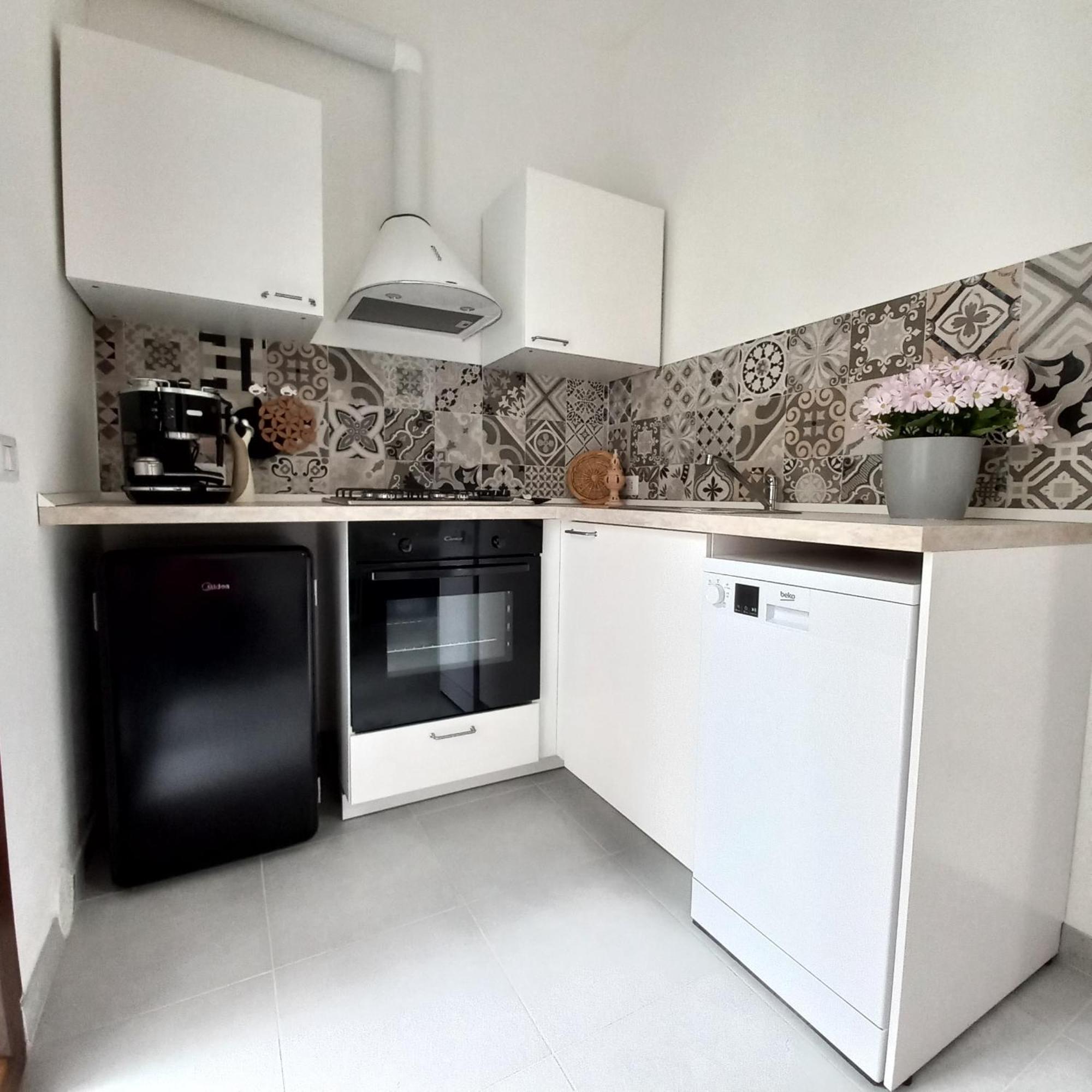 Windwow - Your Flat In Baunei Bagian luar foto